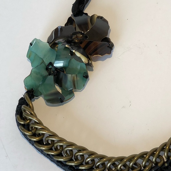Marni Horn Flower & Chain necklace - Picture 3 of 6